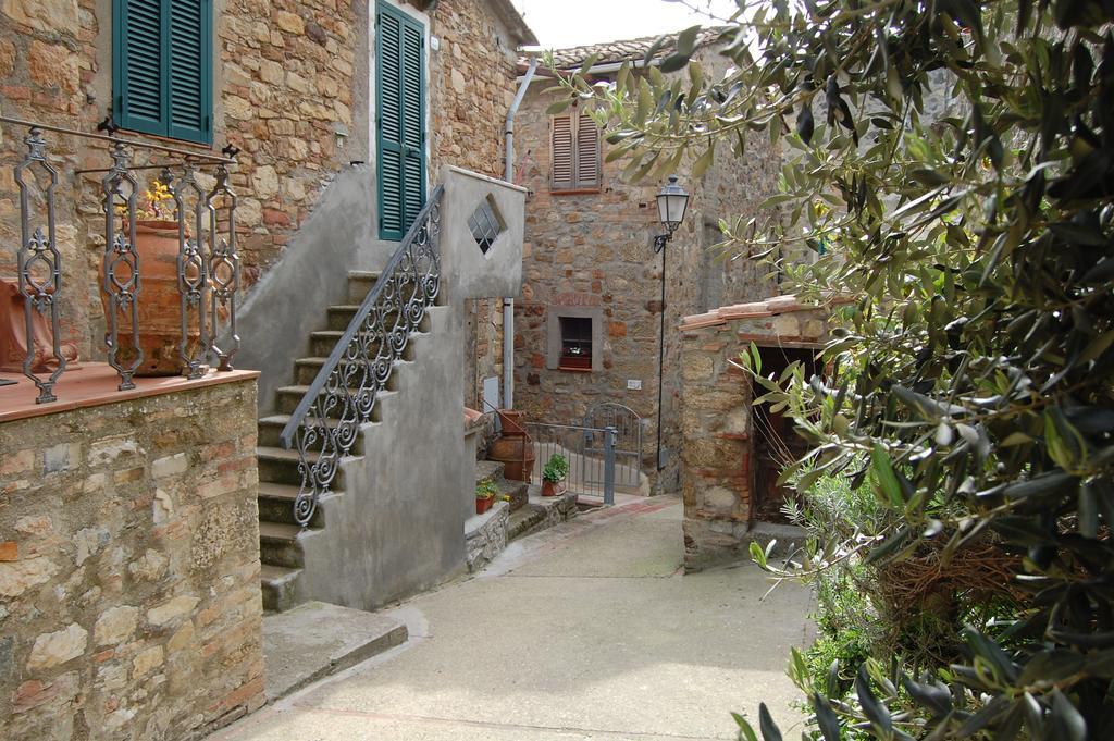Emily House Montecerboli Exterior photo